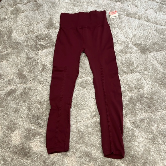 Free People | FP Movement Burgundy High-Rise Good Karma Leggings size M/L NWT - Picture 7 of 15